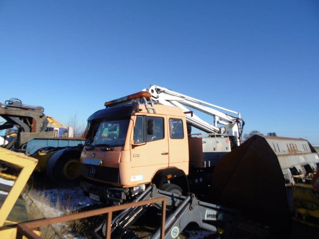 Skylift MB Crusher 1117 - 견인식 붐 리프트 : 사진 2 Skylift MB Crusher 1117 - 견인식 붐 리프트 : 사진 2