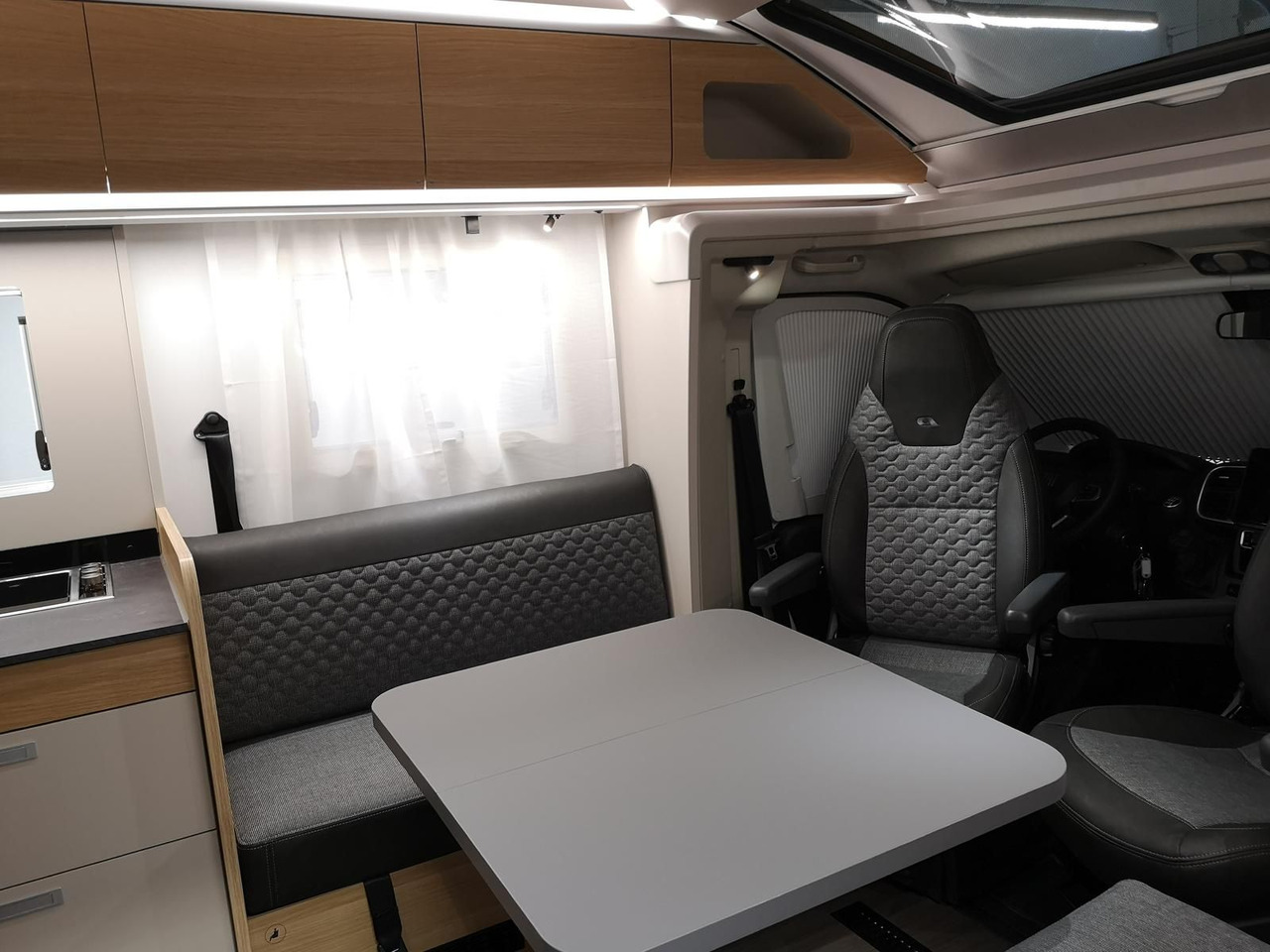 리스  Adria Coral ALL-IN 650 DL*SOLAR*MARKISE*NAVI*SOFORT* Adria Coral ALL-IN 650 DL*SOLAR*MARKISE*NAVI*SOFORT* : 사진 10