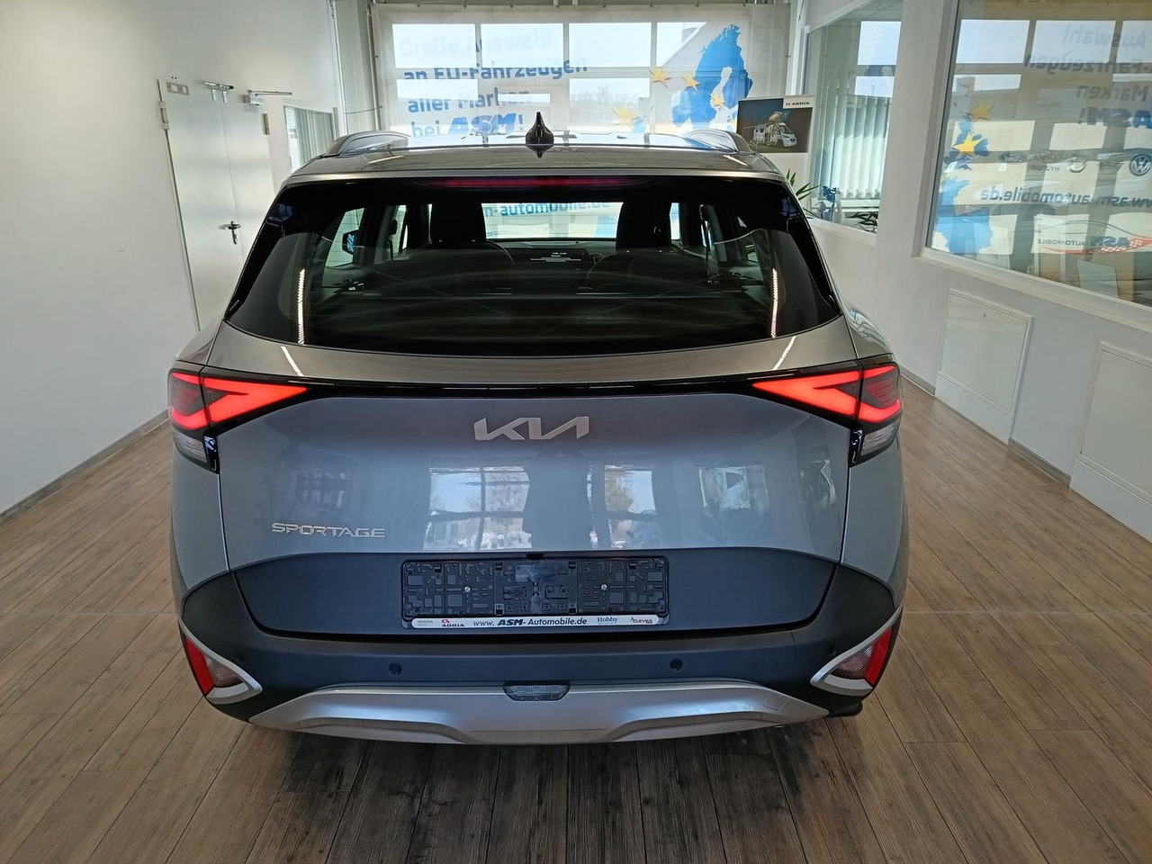 Kia Sportage 1.6 T-GDI DCT Vision*NAVI*LED*R-KAM*DAB - SUV : 사진 5 Kia Sportage 1.6 T-GDI DCT Vision*NAVI*LED*R-KAM*DAB - SUV : 사진 5