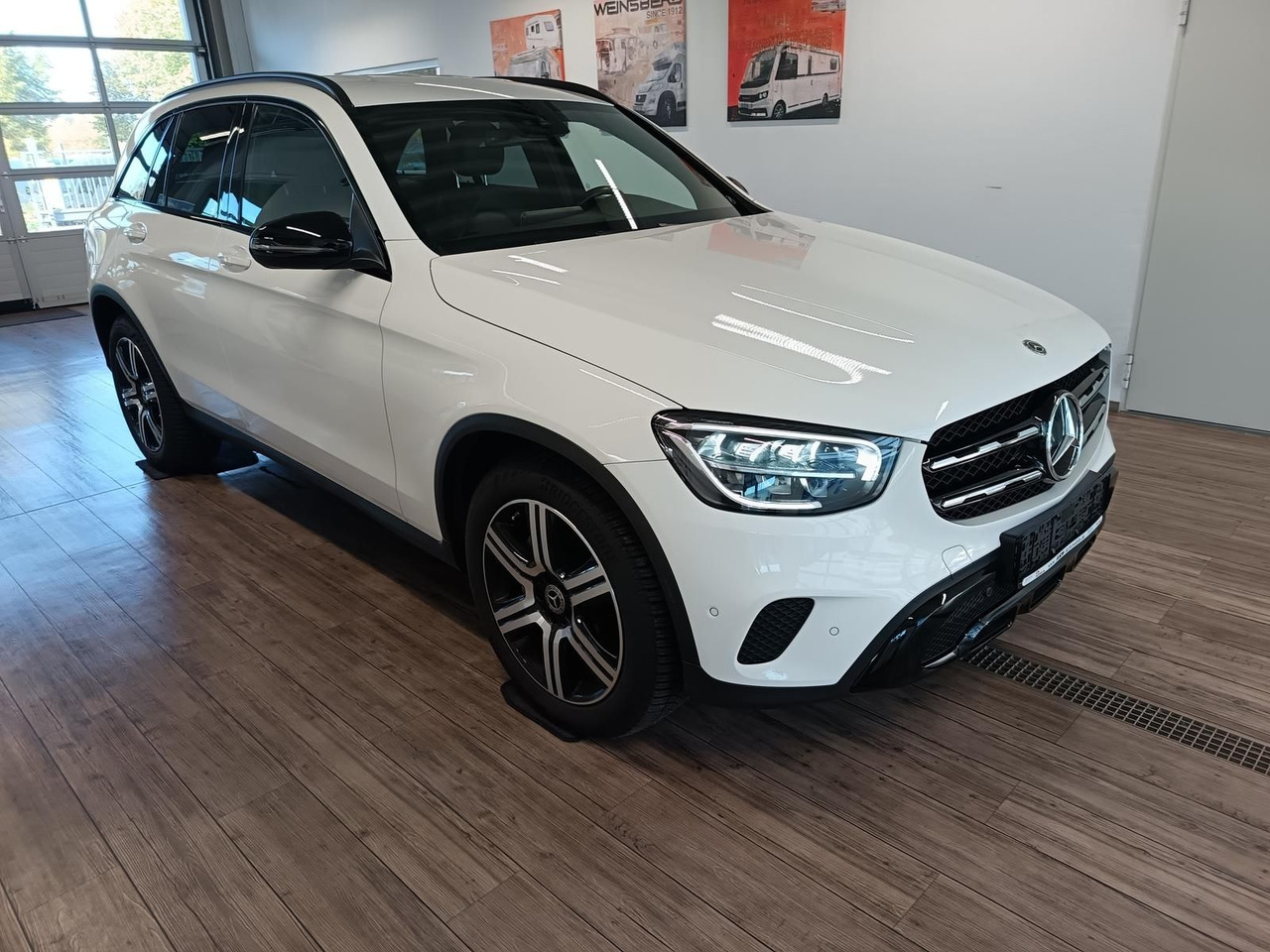 Mercedes-Benz GLC 220d AMG Line 4MATIC*AHK*NAVI*LED*R-KAM*DAB* - SUV : 사진 3 Mercedes-Benz GLC 220d AMG Line 4MATIC*AHK*NAVI*LED*R-KAM*DAB* - SUV : 사진 3