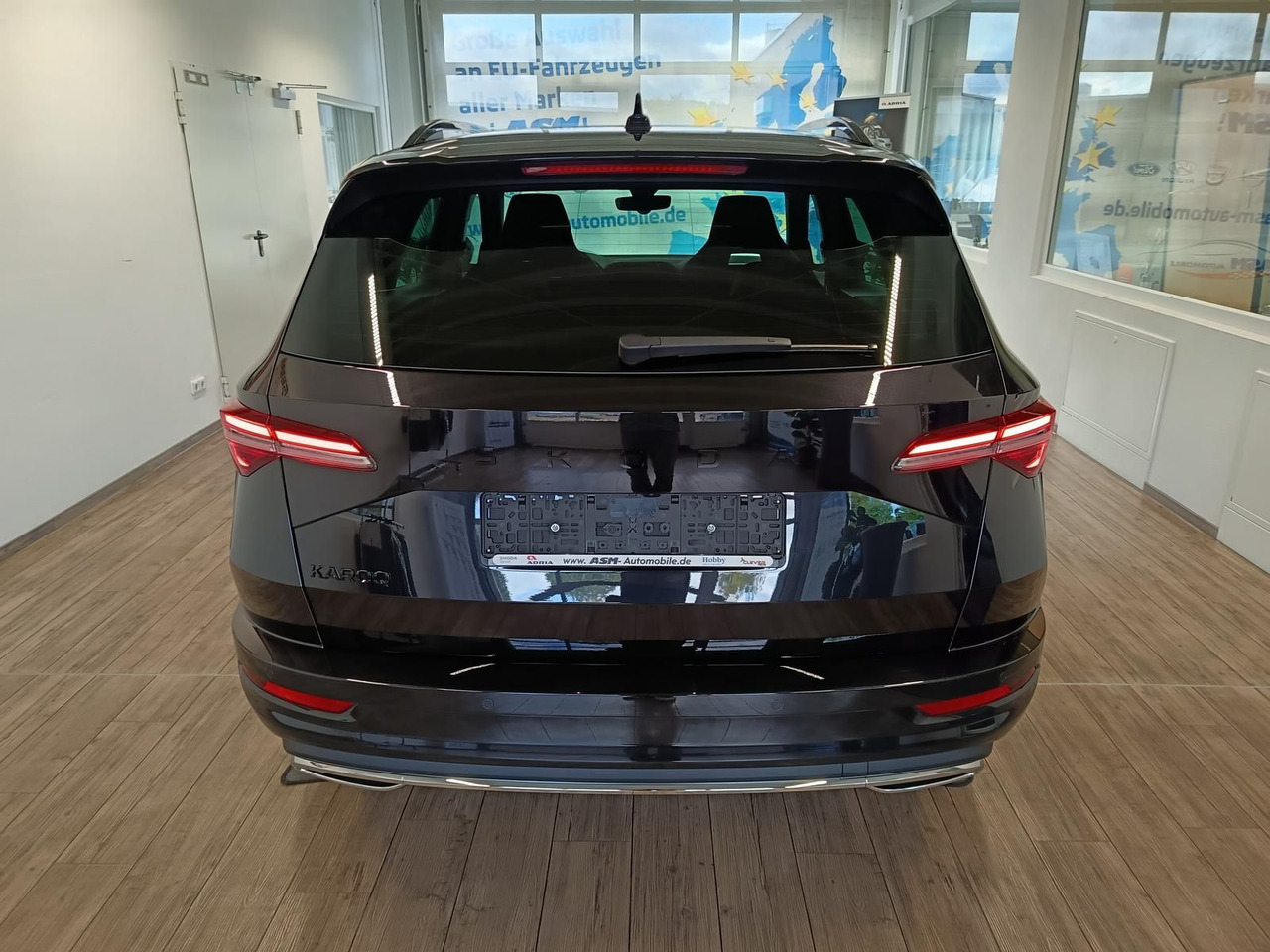 Skoda Karoq Sportline 1,5 TSI DSG*AHK*PSD*STD.HZG*NAVI - SUV : 사진 5 Skoda Karoq Sportline 1,5 TSI DSG*AHK*PSD*STD.HZG*NAVI - SUV : 사진 5