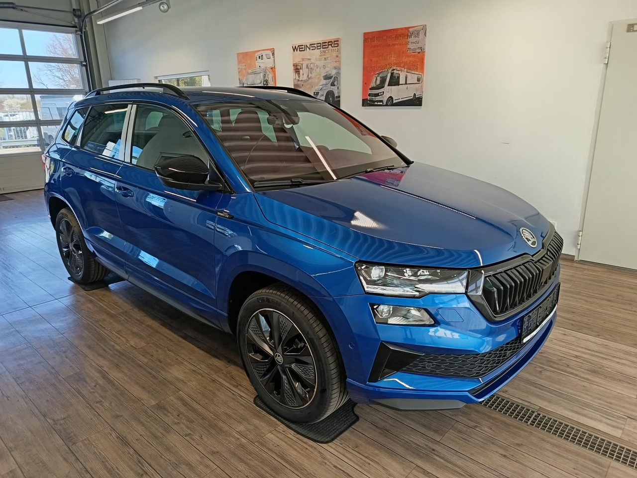 Skoda Karoq Sportline 1,5TSI DSG*AHK*360°*5J.GARANTIE* - SUV : 사진 3 Skoda Karoq Sportline 1,5TSI DSG*AHK*360°*5J.GARANTIE* - SUV : 사진 3