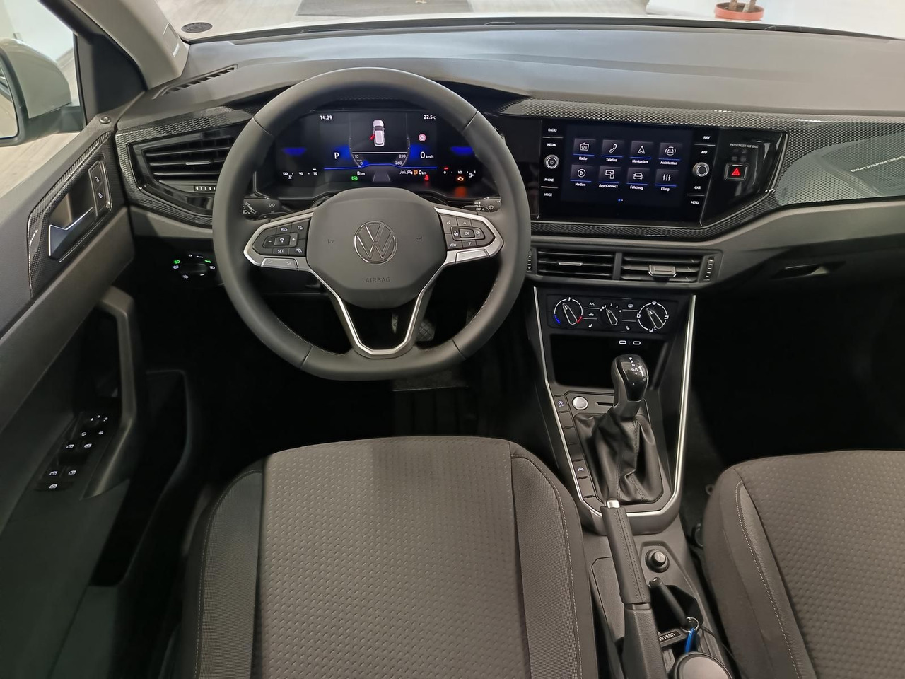 차량 Volkswagen Polo Life 1.0 TSI 70kW DSG*LED*ACC*R-KAM*DAB*PDC : 사진 7