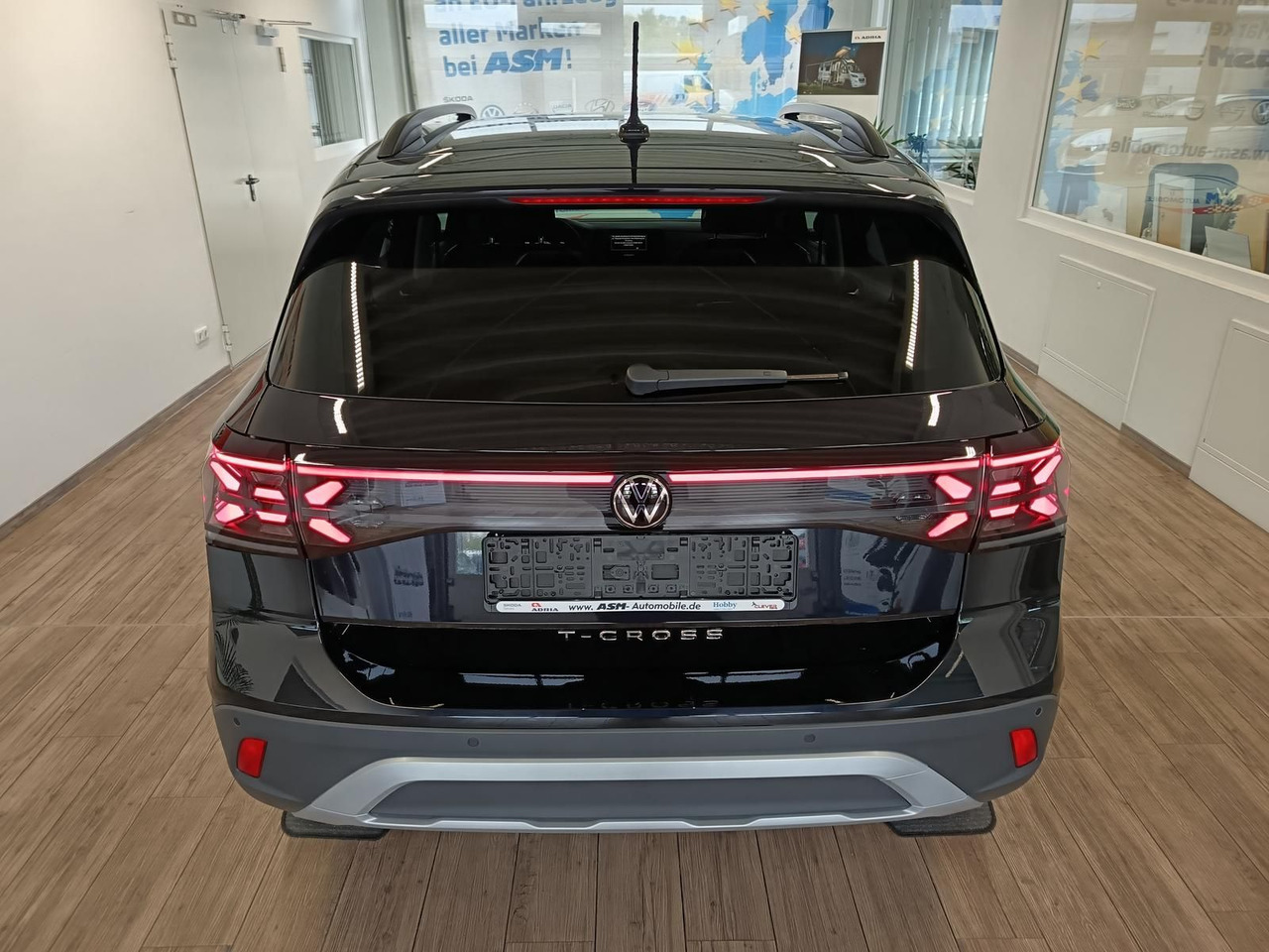 Volkswagen T-Cross Life 1.5 TSI DSG*AHK*MATRIX LED*ACC*SHZ* - SUV : 사진 5 Volkswagen T-Cross Life 1.5 TSI DSG*AHK*MATRIX LED*ACC*SHZ* - SUV : 사진 5