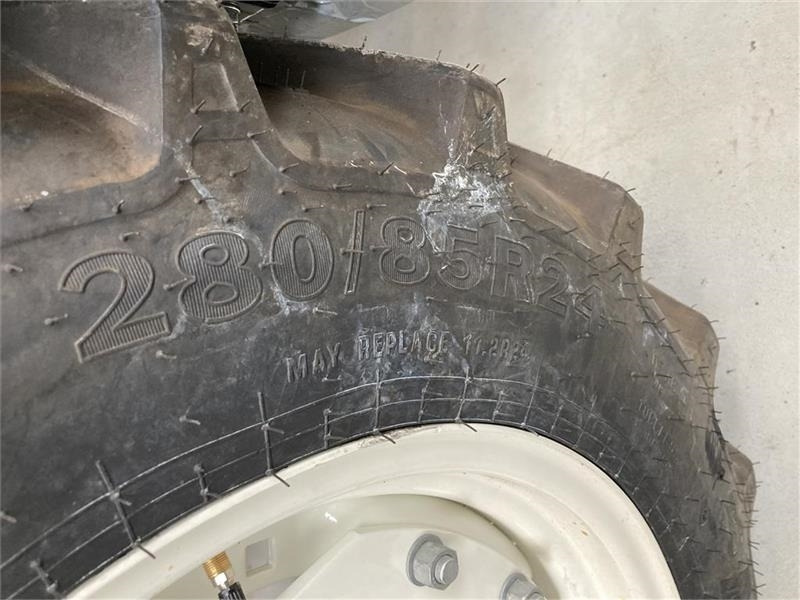 Alliance Farm Pro II 11.2R24 - 280/85R24 - 타이어 농업용 기계 용 : 사진 5 Alliance Farm Pro II 11.2R24 - 280/85R24 - 타이어 농업용 기계 용 : 사진 5