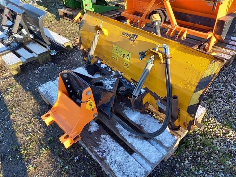 GMR FS1300L Med A-ramme kat. 0 eller Stiga Titan ophæn - 제설차 농업용 기계 용 : 사진 4 GMR FS1300L Med A-ramme kat. 0 eller Stiga Titan ophæn - 제설차 농업용 기계 용 : 사진 4