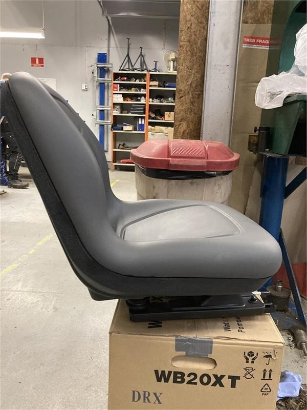 Husqvarna P524X Efi Sæde - Fabriksnyt 591352601 - 정원 모어 : 사진 2 Husqvarna P524X Efi Sæde - Fabriksnyt 591352601 - 정원 모어 : 사진 2
