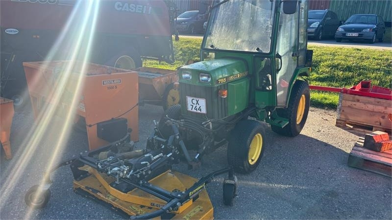 John Deere 755 Kompakt traktor  - 지자체 트랙터 : 사진 1 John Deere 755 Kompakt traktor  - 지자체 트랙터 : 사진 1