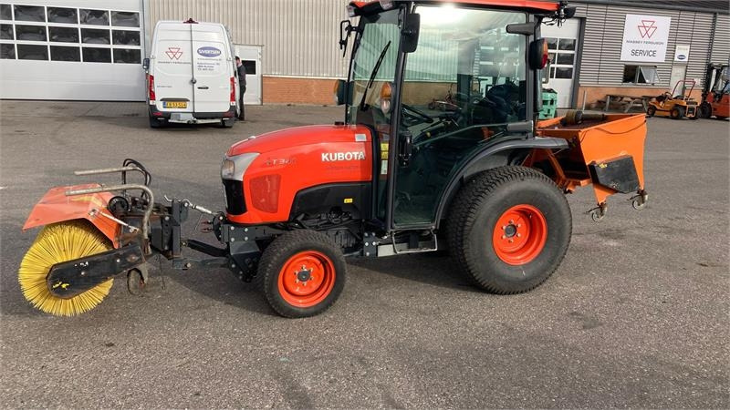 Kubota ST341 inkl. 150 cm kost og udlægger - 지자체 트랙터 : 사진 2 Kubota ST341 inkl. 150 cm kost og udlægger - 지자체 트랙터 : 사진 2