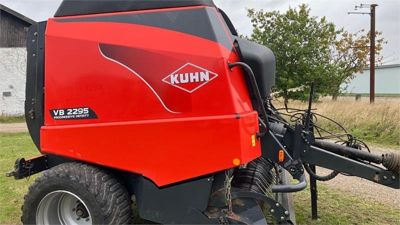 Kuhn VB 2295 - 원형 베일러 : 사진 2 Kuhn VB 2295 - 원형 베일러 : 사진 2