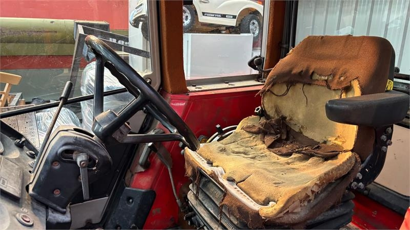 Massey Ferguson 699 - 장궤형 트랙터 : 사진 5 Massey Ferguson 699 - 장궤형 트랙터 : 사진 5