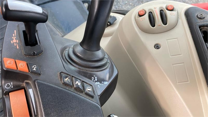 Massey Ferguson 7718S Dyna 6 Efficient inkl. FL4327 Frontlæsser  - 장궤형 트랙터 : 사진 4 Massey Ferguson 7718S Dyna 6 Efficient inkl. FL4327 Frontlæsser  - 장궤형 트랙터 : 사진 4