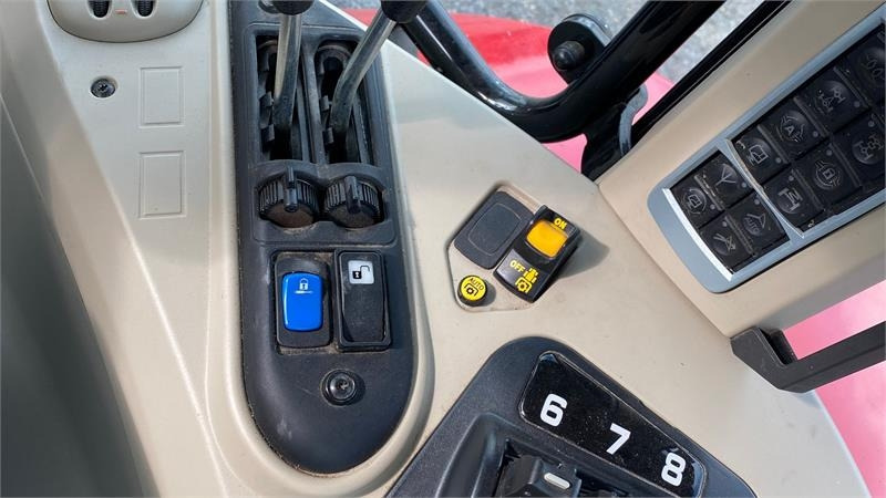 Massey Ferguson 7718S Dyna 6 Efficient inkl. FL4327 Frontlæsser  - 장궤형 트랙터 : 사진 5 Massey Ferguson 7718S Dyna 6 Efficient inkl. FL4327 Frontlæsser  - 장궤형 트랙터 : 사진 5