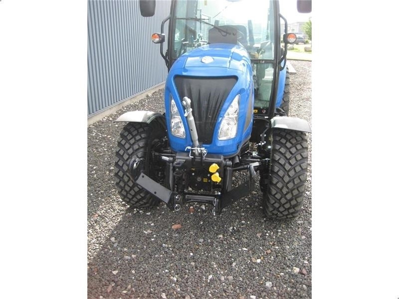 New Holland Boomer 55 inkl. Frontlift og PTO - Stage V - 장궤형 트랙터 : 사진 3 New Holland Boomer 55 inkl. Frontlift og PTO - Stage V - 장궤형 트랙터 : 사진 3
