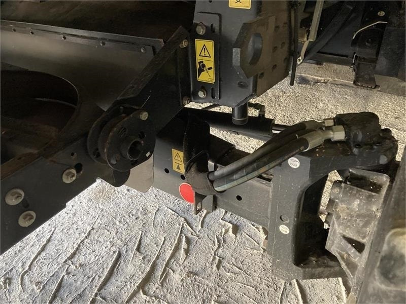 New Holland CR9090 35 fod VF bord og 4wd mm. - 목초수확기 : 사진 5 New Holland CR9090 35 fod VF bord og 4wd mm. - 목초수확기 : 사진 5