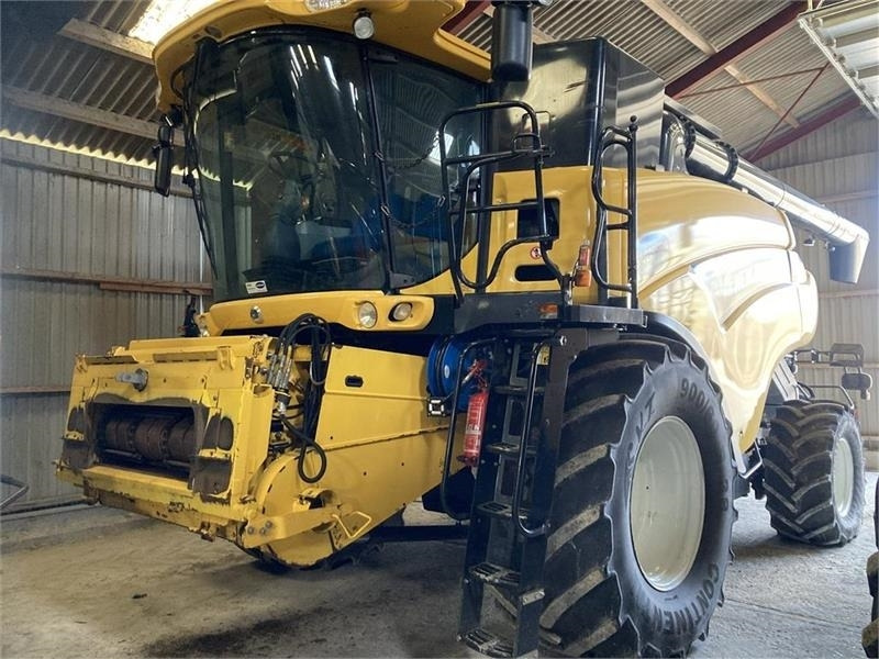 New Holland CR9090 35 fod VF bord og 4wd mm. - 목초수확기 : 사진 1 New Holland CR9090 35 fod VF bord og 4wd mm. - 목초수확기 : 사진 1