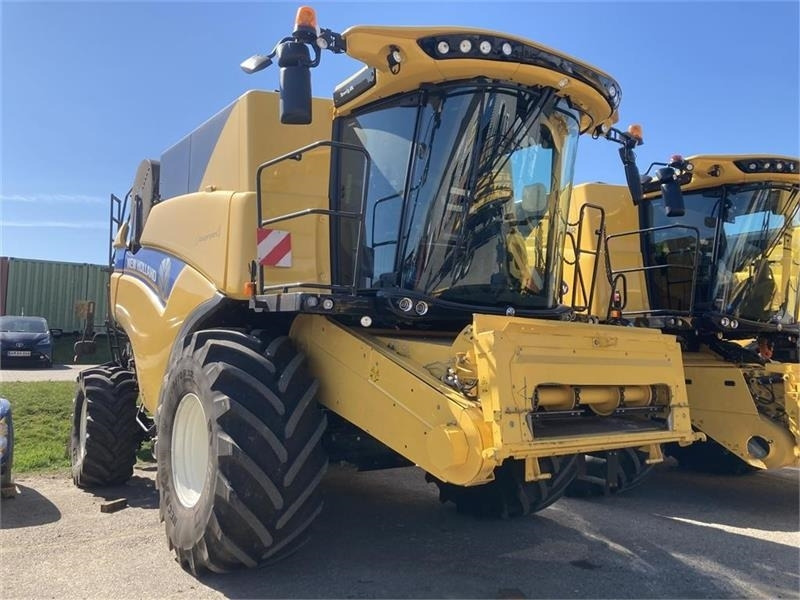 New Holland CX 8.70 SLH - 목초수확기 : 사진 1 New Holland CX 8.70 SLH - 목초수확기 : 사진 1
