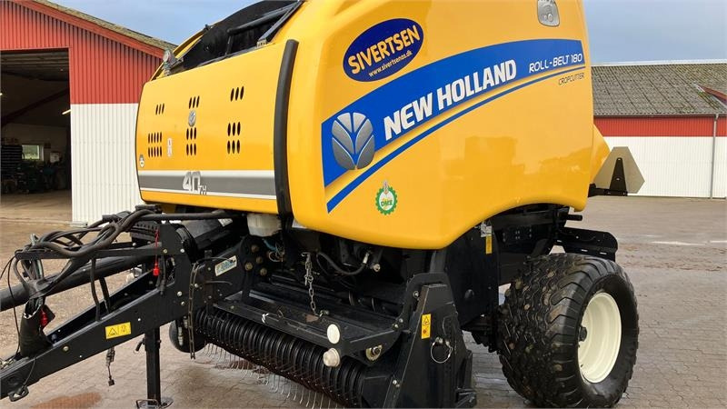 New Holland RB 180 CropCutter - 원형 베일러 : 사진 1 New Holland RB 180 CropCutter - 원형 베일러 : 사진 1