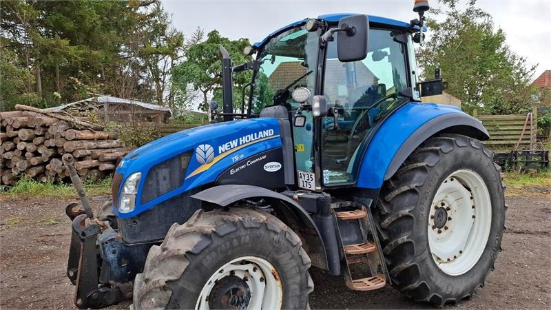 New Holland T5.115 EC - 장궤형 트랙터 : 사진 1 New Holland T5.115 EC - 장궤형 트랙터 : 사진 1