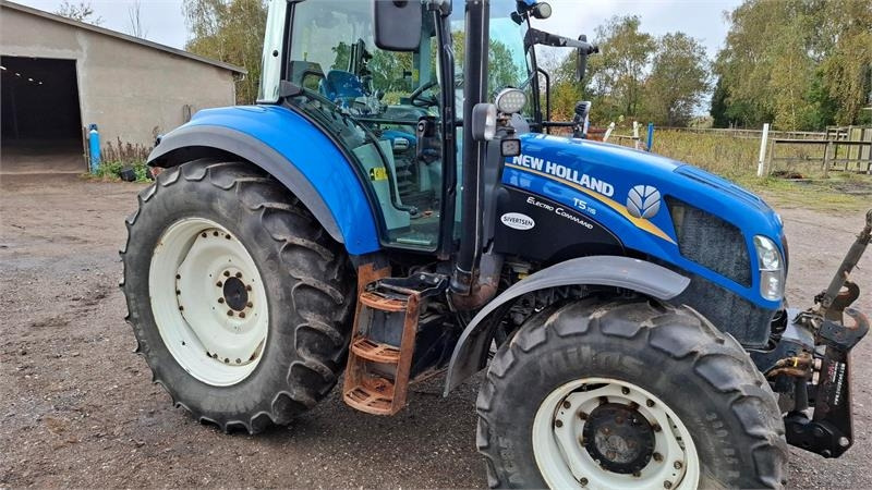 New Holland T5.115 EC - 장궤형 트랙터 : 사진 2 New Holland T5.115 EC - 장궤형 트랙터 : 사진 2