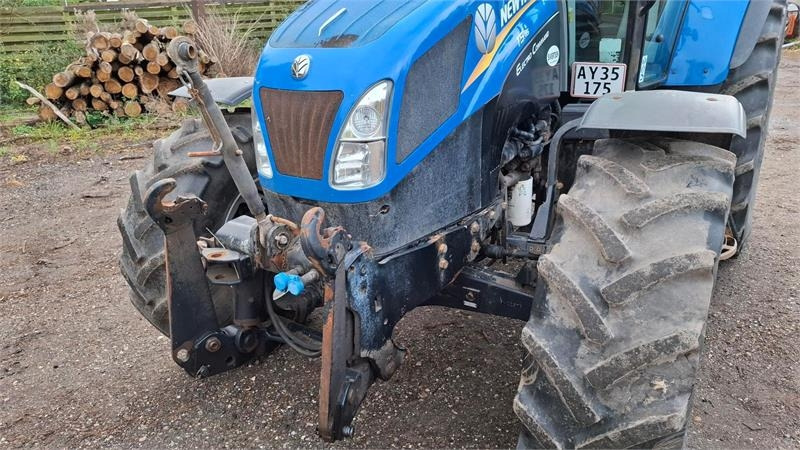 New Holland T5.115 EC - 장궤형 트랙터 : 사진 5 New Holland T5.115 EC - 장궤형 트랙터 : 사진 5