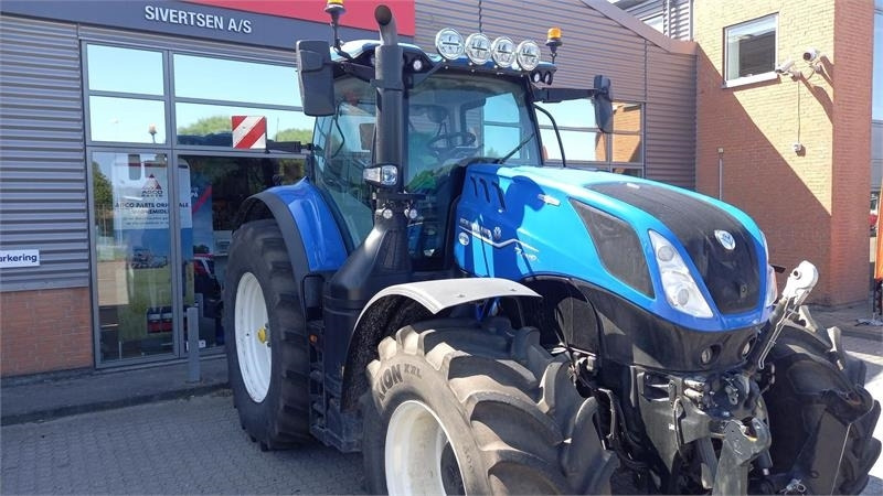 New Holland T7.315 HD - 장궤형 트랙터 : 사진 2 New Holland T7.315 HD - 장궤형 트랙터 : 사진 2