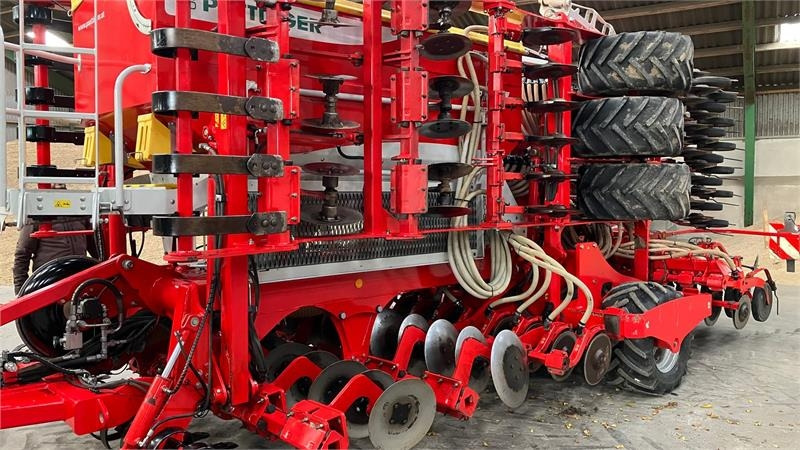 Pöttinger Terrasem C6 Fertilizer - 파종기 : 사진 2 Pöttinger Terrasem C6 Fertilizer - 파종기 : 사진 2