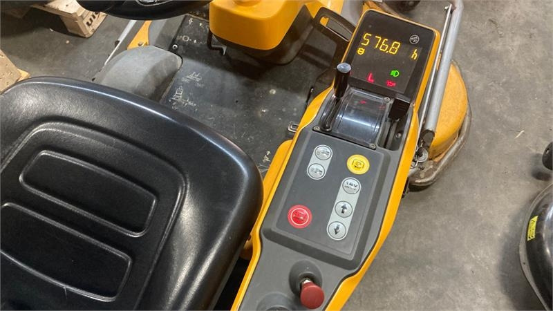 Stiga Park Pro 540IX 4WD 125 Combi Pro el. - 정원 모어 : 사진 5 Stiga Park Pro 540IX 4WD 125 Combi Pro el. - 정원 모어 : 사진 5