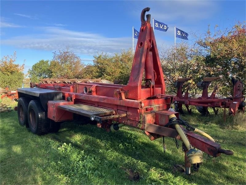 Ukurant Kroghejsvogn med bremser - 롤오프/ 스킵 트레일러 : 사진 2 Ukurant Kroghejsvogn med bremser - 롤오프/ 스킵 트레일러 : 사진 2