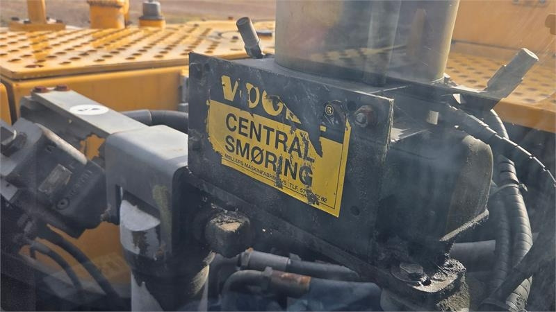 Volvo EC210 BLC - 크롤러 굴삭기 : 사진 5 Volvo EC210 BLC - 크롤러 굴삭기 : 사진 5