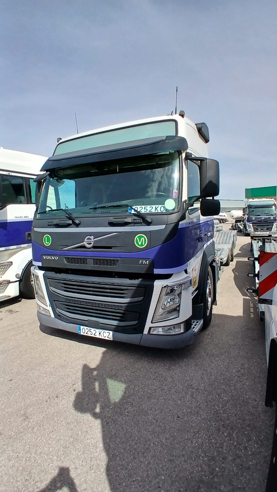 VOLVO FM 42 B3 500 - 캡 새시 트럭 : 사진 2 VOLVO FM 42 B3 500 - 캡 새시 트럭 : 사진 2