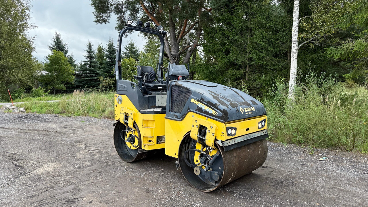 BOMAG BW 135 AD-5 - 로드 롤러 : 사진 2 BOMAG BW 135 AD-5 - 로드 롤러 : 사진 2