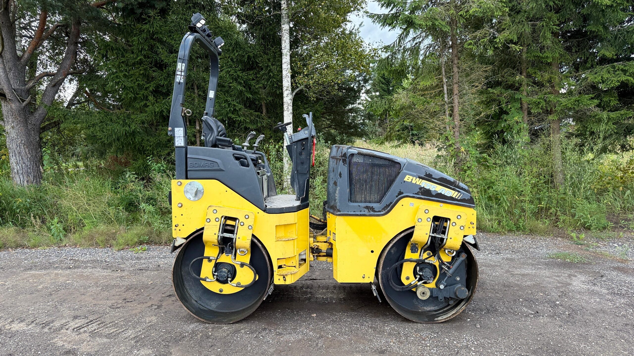 BOMAG BW 135 AD-5 - 로드 롤러 : 사진 3 BOMAG BW 135 AD-5 - 로드 롤러 : 사진 3