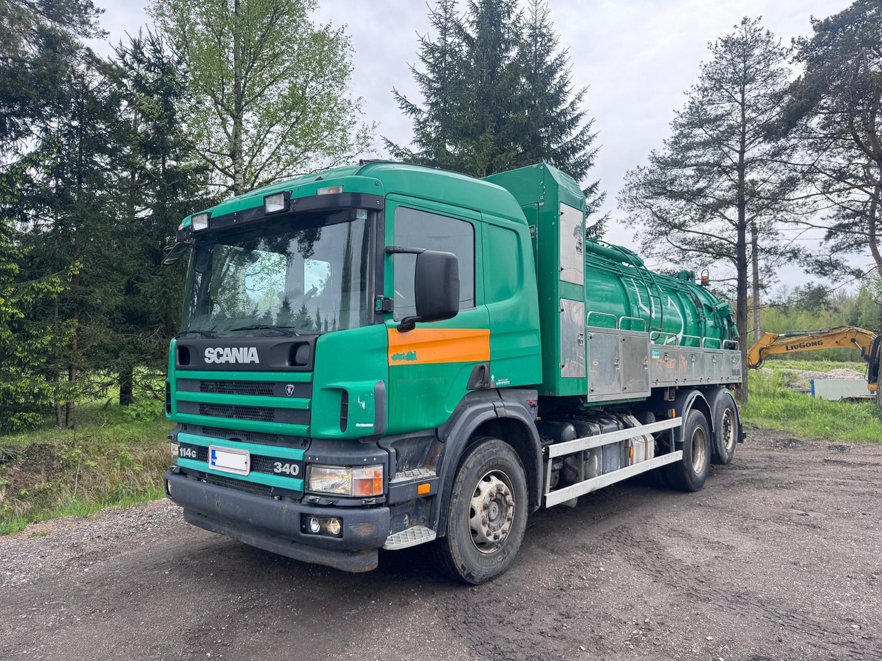 SCANIA P114 - 진공 흡입 트럭 : 사진 1 SCANIA P114 - 진공 흡입 트럭 : 사진 1