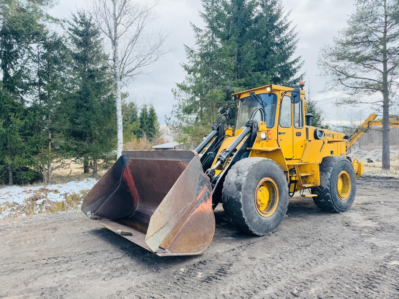 VOLVO L90 - 휠 로더 : 사진 1 VOLVO L90 - 휠 로더 : 사진 1