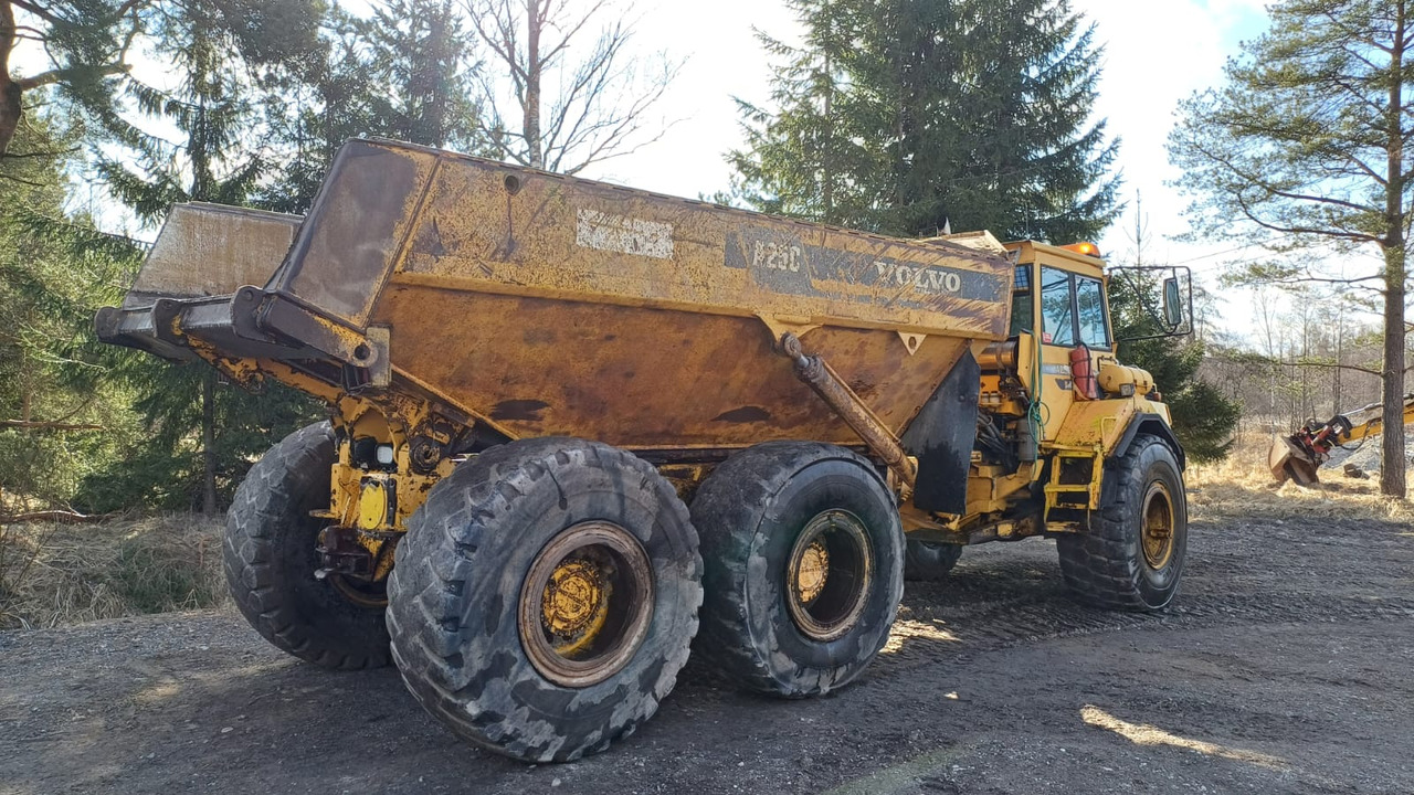 Volvo A25C 6X6 - 관절 덤프 : 사진 4 Volvo A25C 6X6 - 관절 덤프 : 사진 4