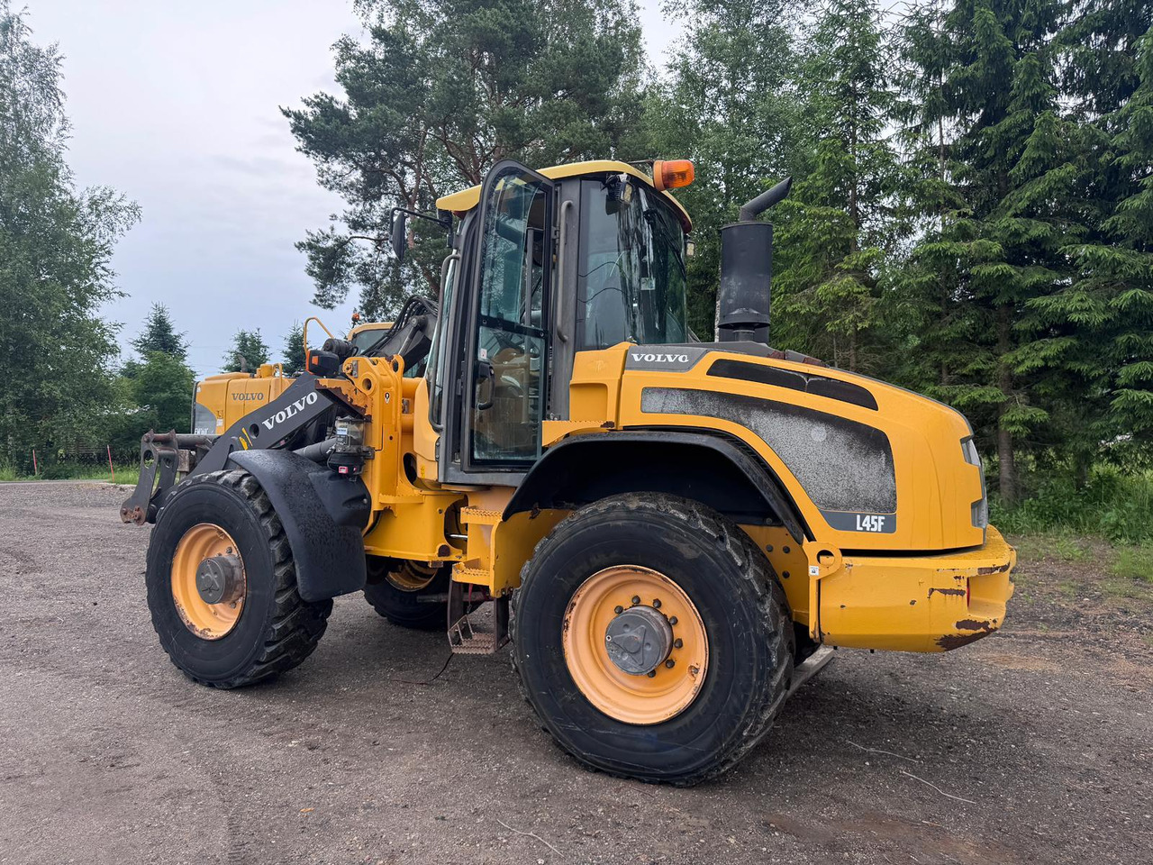 Volvo L45F-TP/S - 휠 로더 : 사진 2 Volvo L45F-TP/S - 휠 로더 : 사진 2