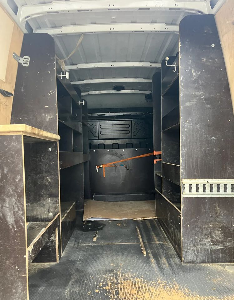 Iveco Daily 35c16 blaszak KLIMA SPROWADZONY serwisówka - 패널 밴 : 사진 5 Iveco Daily 35c16 blaszak KLIMA SPROWADZONY serwisówka - 패널 밴 : 사진 5