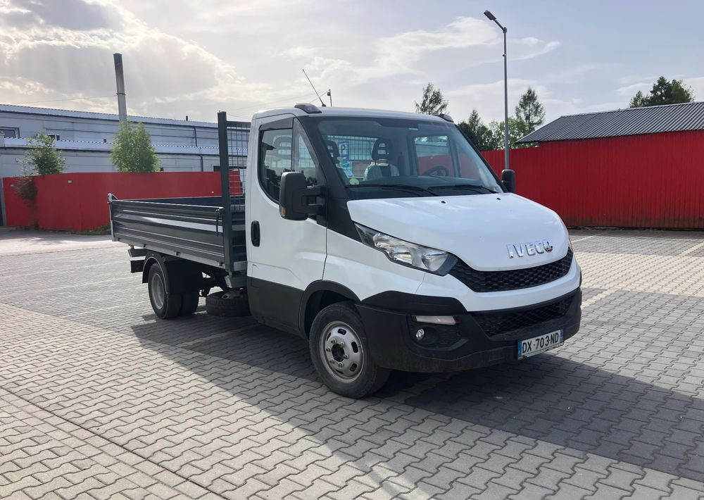 Iveco Iveco daily 35C13 wywrotka solidny kiper - 덤프 밴 : 사진 3 Iveco Iveco daily 35C13 wywrotka solidny kiper - 덤프 밴 : 사진 3