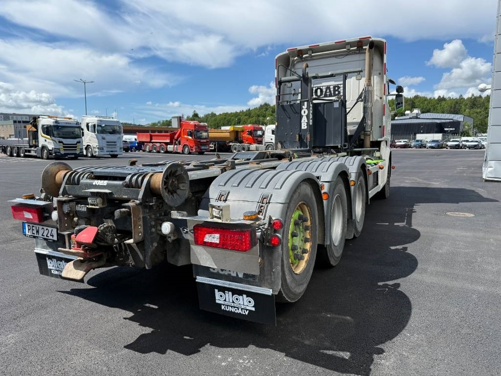 Scania R520LB8X4*4HNB - 후크 리프트 트럭 : 사진 3 Scania R520LB8X4*4HNB - 후크 리프트 트럭 : 사진 3