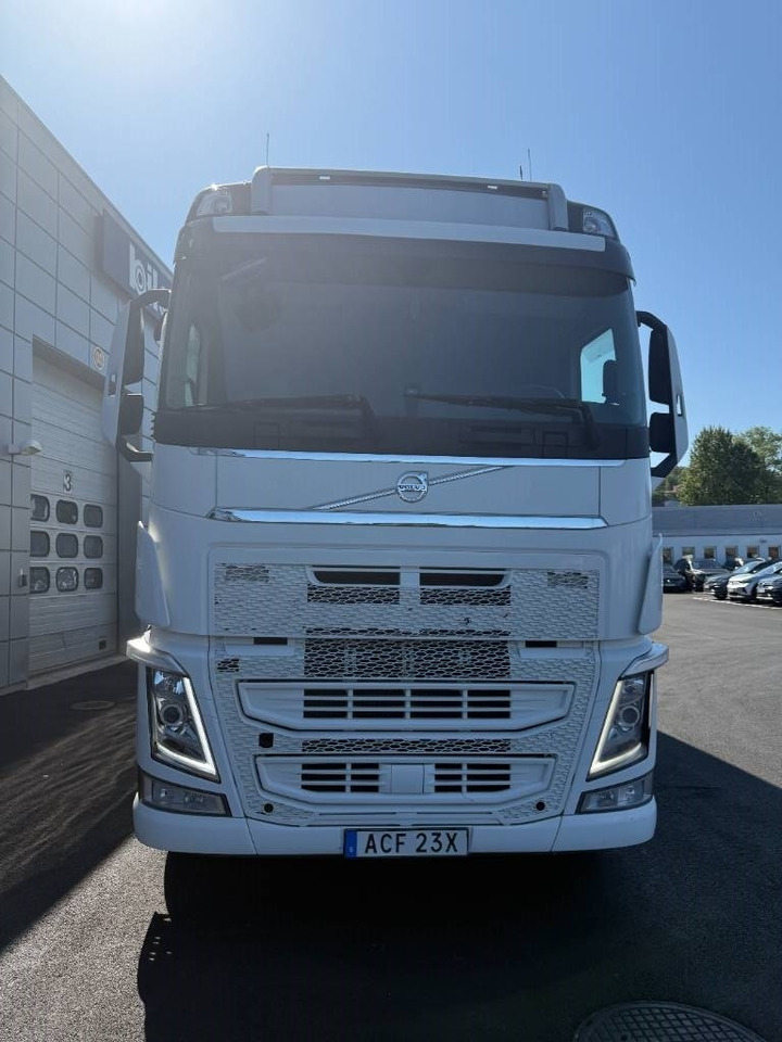 Volvo FH 540 6x2  - 박스 트럭 : 사진 2 Volvo FH 540 6x2  - 박스 트럭 : 사진 2
