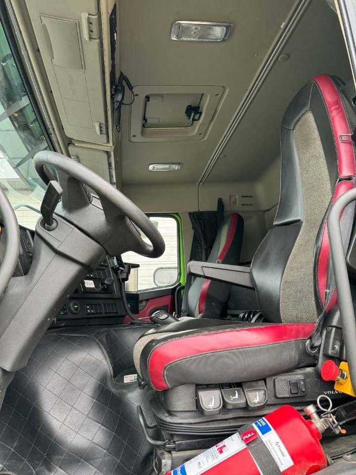 Volvo FM 8*4 - 덤프트럭 : 사진 2 Volvo FM 8*4 - 덤프트럭 : 사진 2