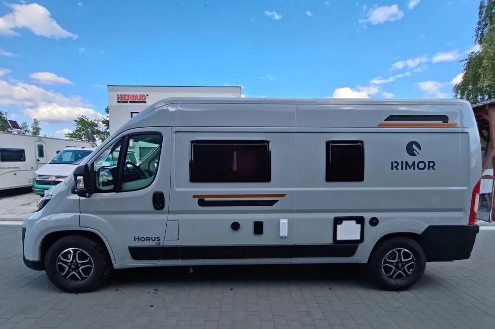 Fiat Ducato Rimor Horus 45 NEW AUTOMAT Grau Truma Diesel Lampen FULL LED 4-Sitzer - 캠핑카 : 사진 3 Fiat Ducato Rimor Horus 45 NEW AUTOMAT Grau Truma Diesel Lampen FULL LED 4-Sitzer - 캠핑카 : 사진 3
