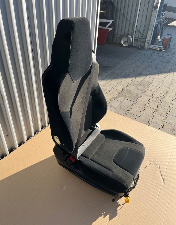 Fotel kierowcy MAN TG3 TGX nowy model siedzenie lewe - 운전실 및 내부 트럭 용 : 사진 2 Fotel kierowcy MAN TG3 TGX nowy model siedzenie lewe - 운전실 및 내부 트럭 용 : 사진 2