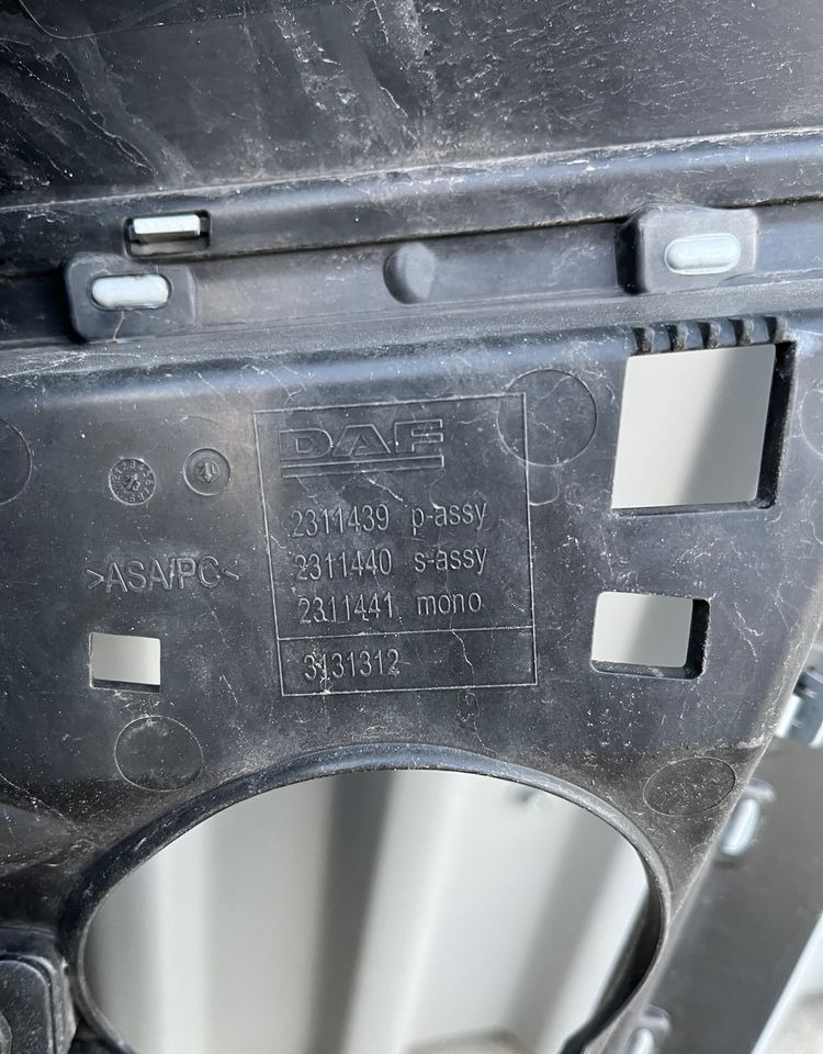 Grill DAF XG XG+ atrapa gril osłona chłodnicy - 그릴 트럭 용 : 사진 3 Grill DAF XG XG+ atrapa gril osłona chłodnicy - 그릴 트럭 용 : 사진 3