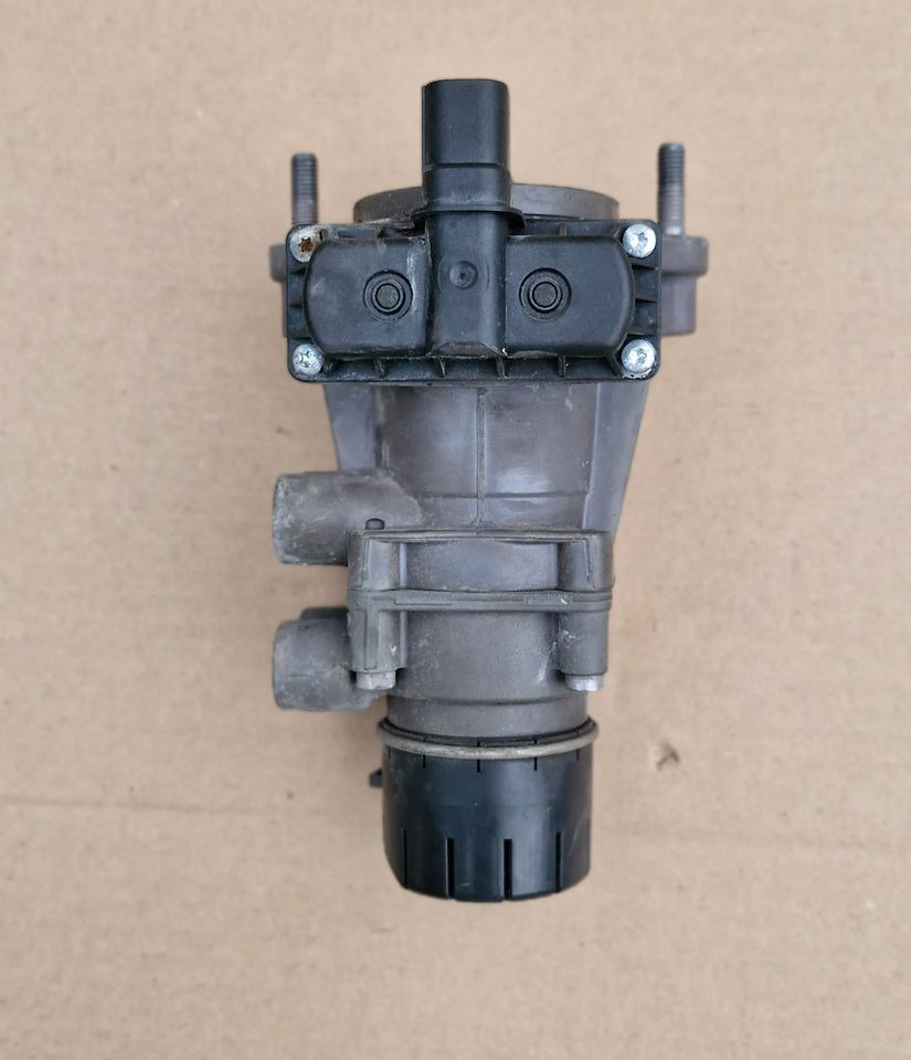 MAN TG3 TGX TGS ZAWÓR HAMULCA GŁÓWNEGO 81.52130-6298 K039569 - 브레이크 부품 : 사진 1 MAN TG3 TGX TGS ZAWÓR HAMULCA GŁÓWNEGO 81.52130-6298 K039569 - 브레이크 부품 : 사진 1