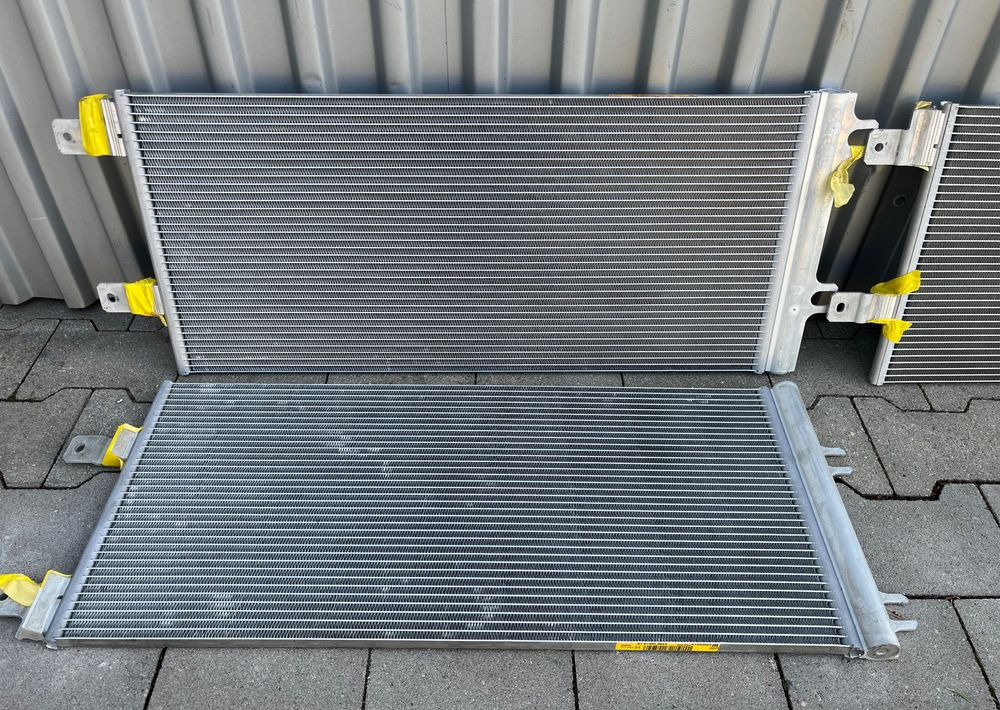NOWA Chłodnica klimatyzacji MAN TG3 TGX TGS nowy model skraplacz - 콘덴서 트럭 용 : 사진 1 NOWA Chłodnica klimatyzacji MAN TG3 TGX TGS nowy model skraplacz - 콘덴서 트럭 용 : 사진 1