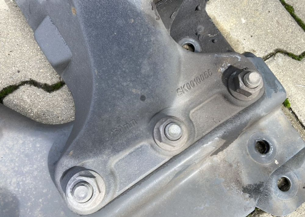 Płyta montażowa pod siodło DAF łapy Jost 150mm SK 0010056 - 예비 휠 커플링 트럭 용 : 사진 4 Płyta montażowa pod siodło DAF łapy Jost 150mm SK 0010056 - 예비 휠 커플링 트럭 용 : 사진 4