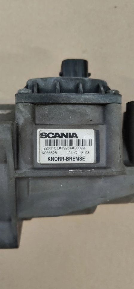 SCANIA R S ZAWÓR HAMULCA GŁÓWNEGO 2263181 K055628 - 브레이크 밸브 트럭 용 : 사진 2 SCANIA R S ZAWÓR HAMULCA GŁÓWNEGO 2263181 K055628 - 브레이크 밸브 트럭 용 : 사진 2