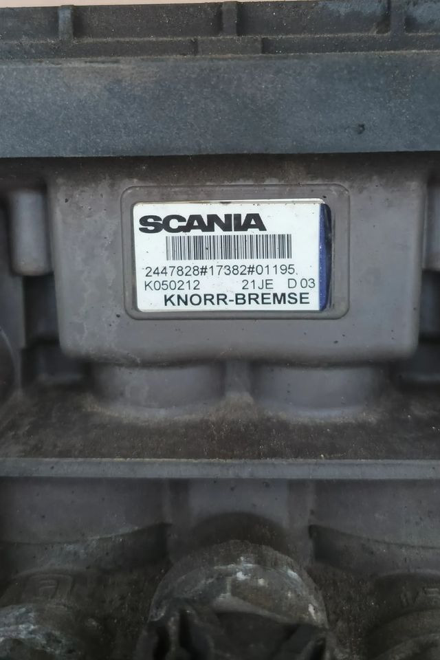 SCANIA R S ZAWÓR MODULATOR EBS 2447828 K050212 - 브레이크 밸브 트럭 용 : 사진 2 SCANIA R S ZAWÓR MODULATOR EBS 2447828 K050212 - 브레이크 밸브 트럭 용 : 사진 2